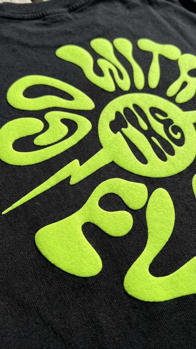 Oversized Black T-Shirt with Neon Green Graphic Print, Short Sleeve, Casual Streetwear Style